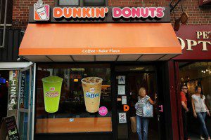 Dunkin Donuts и Coca-Cola договорились производить готовый кофе