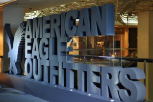 Бренд American Eagle Outfitters уходит из России